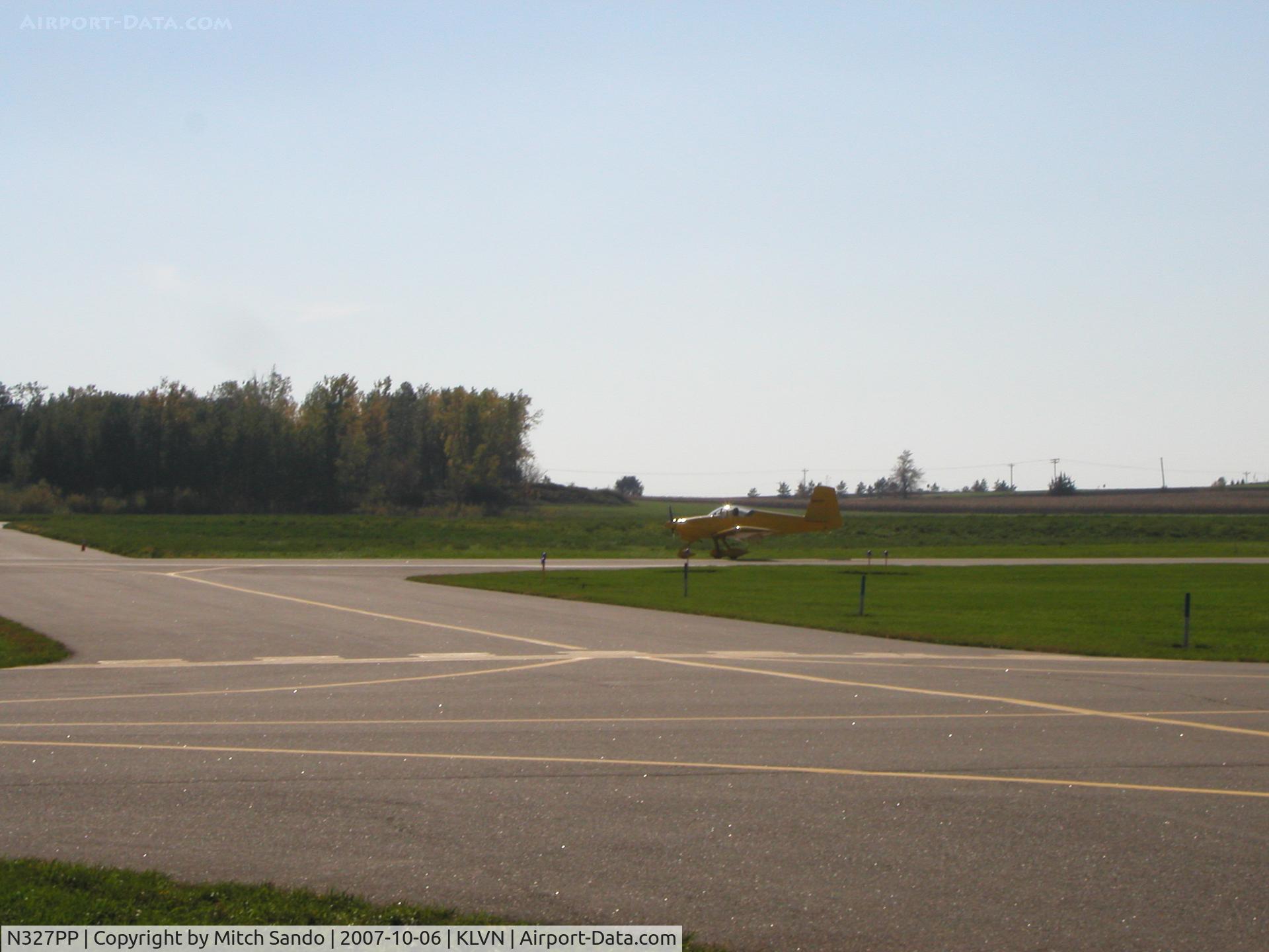 N327PP, 2005 Vans RV-7A C/N 70380, Landing Runway 12.