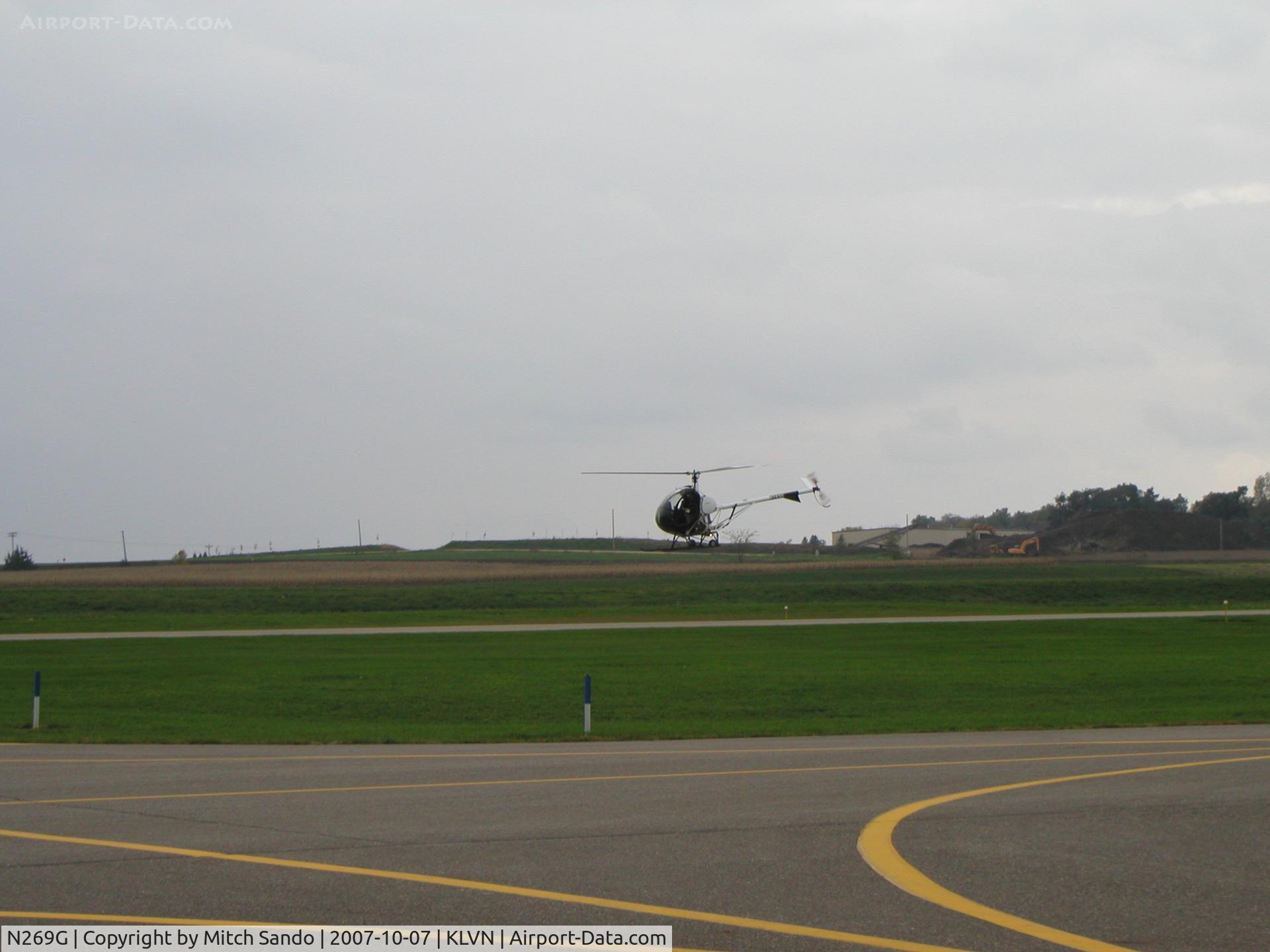 N269G, 2006 Schweizer 269C-1 C/N 0268, Landing Runway 12 VFR from Flying Cloud (FCM).