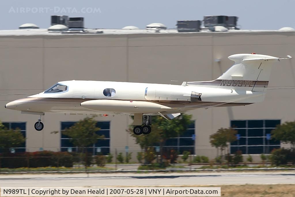N989TL, 1968 Learjet 24 C/N 160, Booth Ranches LLC 1968 Learjet 24 landing on RWY 16R.