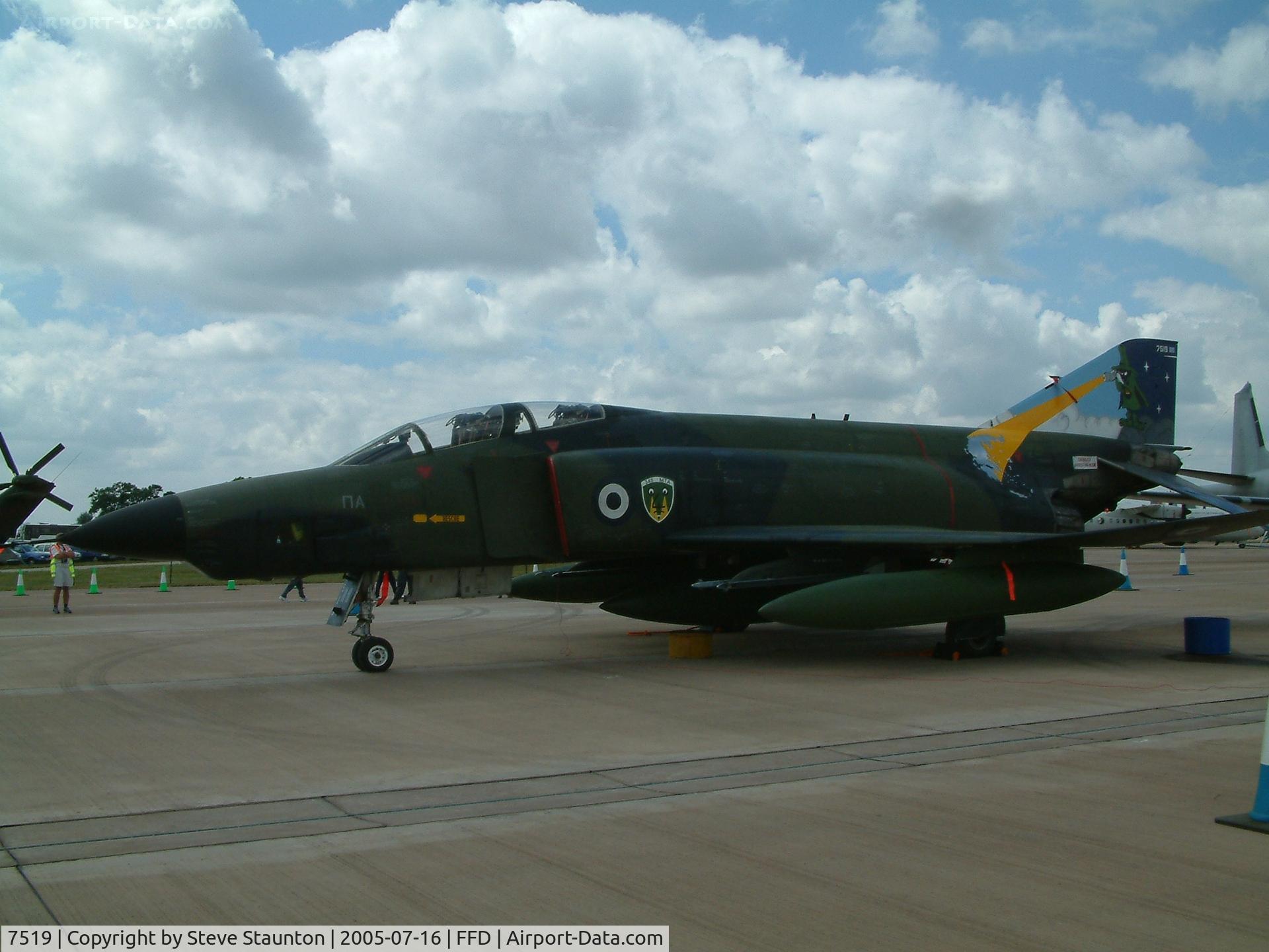 7519, 1969 McDonnell Douglas RF-4E Phantom II C/N 4164, Royal International Air Tattoo 2005