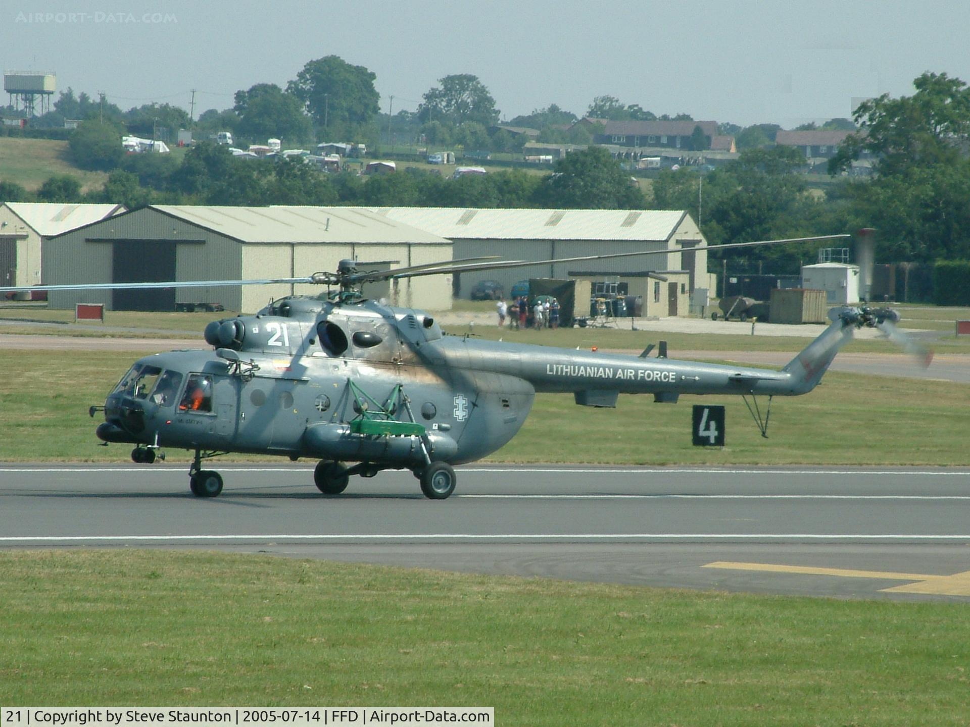 21, Mil Mi-8 MTV-1 Hip C/N 95911, Royal International Air Tattoo 2005