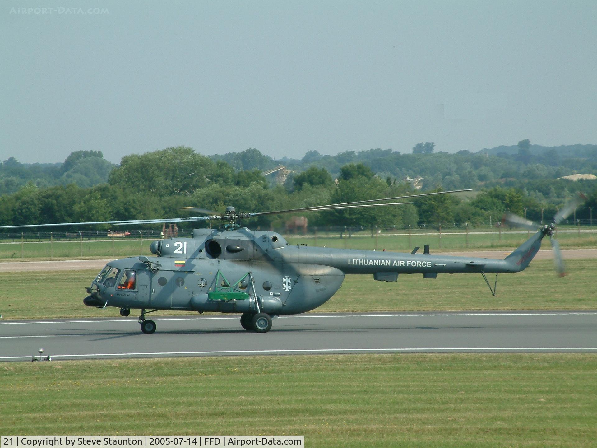 21, Mil Mi-8 MTV-1 Hip C/N 95911, Royal International Air Tattoo 2005