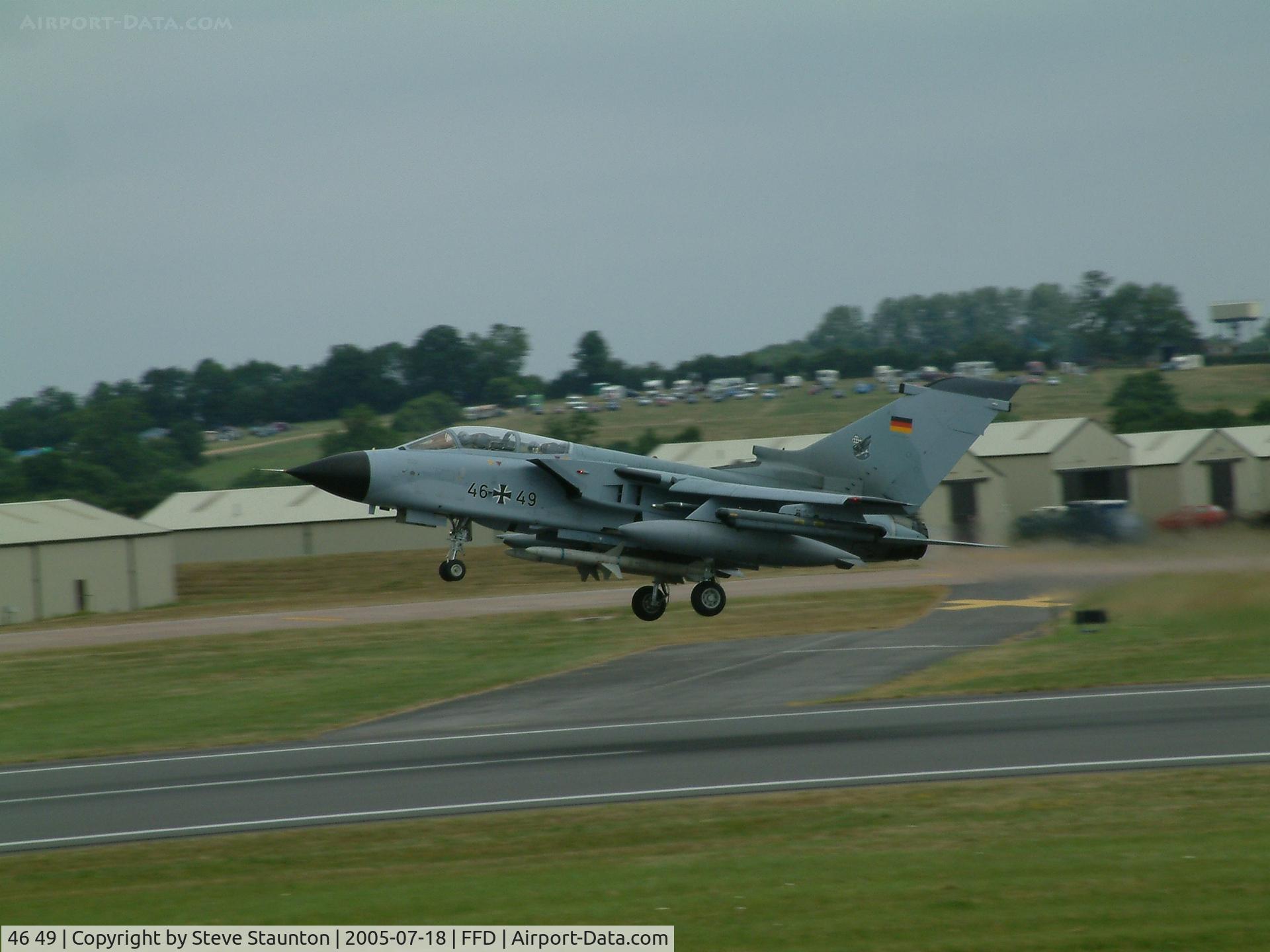 46 49, Panavia Tornado ECR C/N 884/GS282/4349, Royal International Air Tattoo 2005