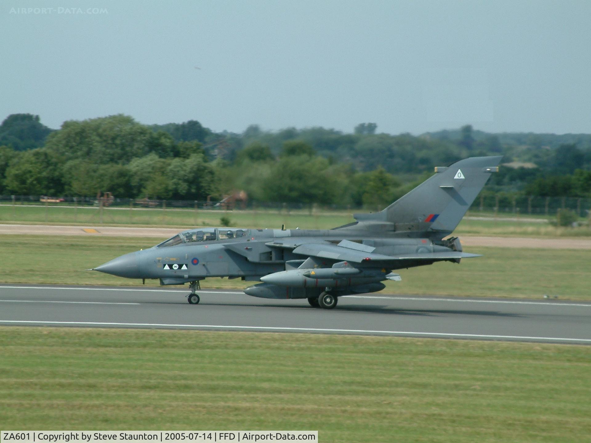 ZA601, 1982 Panavia Tornado GR.4 C/N 124/BS040/3065, Royal International Air Tattoo 2005