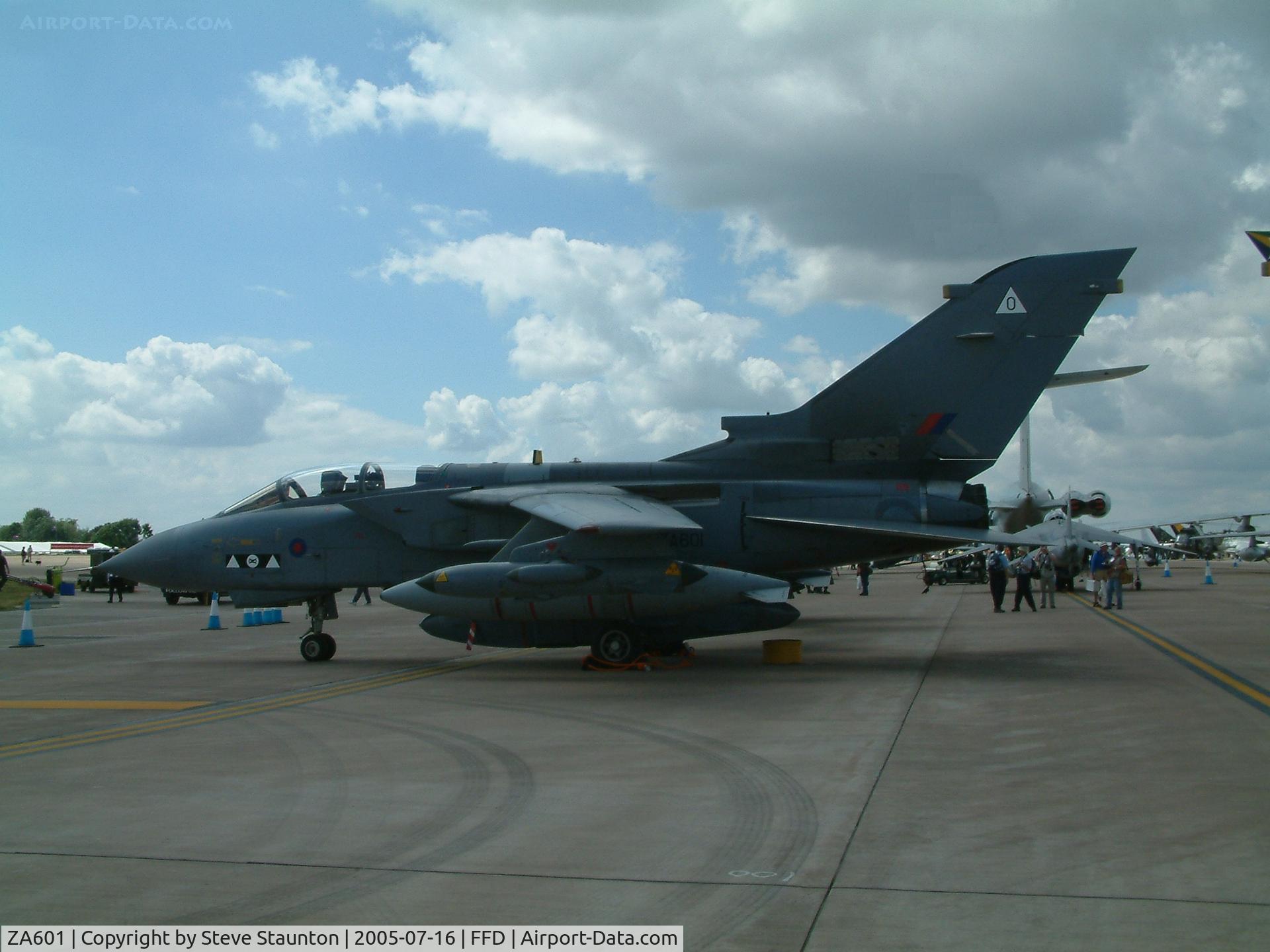 ZA601, 1982 Panavia Tornado GR.4 C/N 124/BS040/3065, Royal International Air Tattoo 2005
