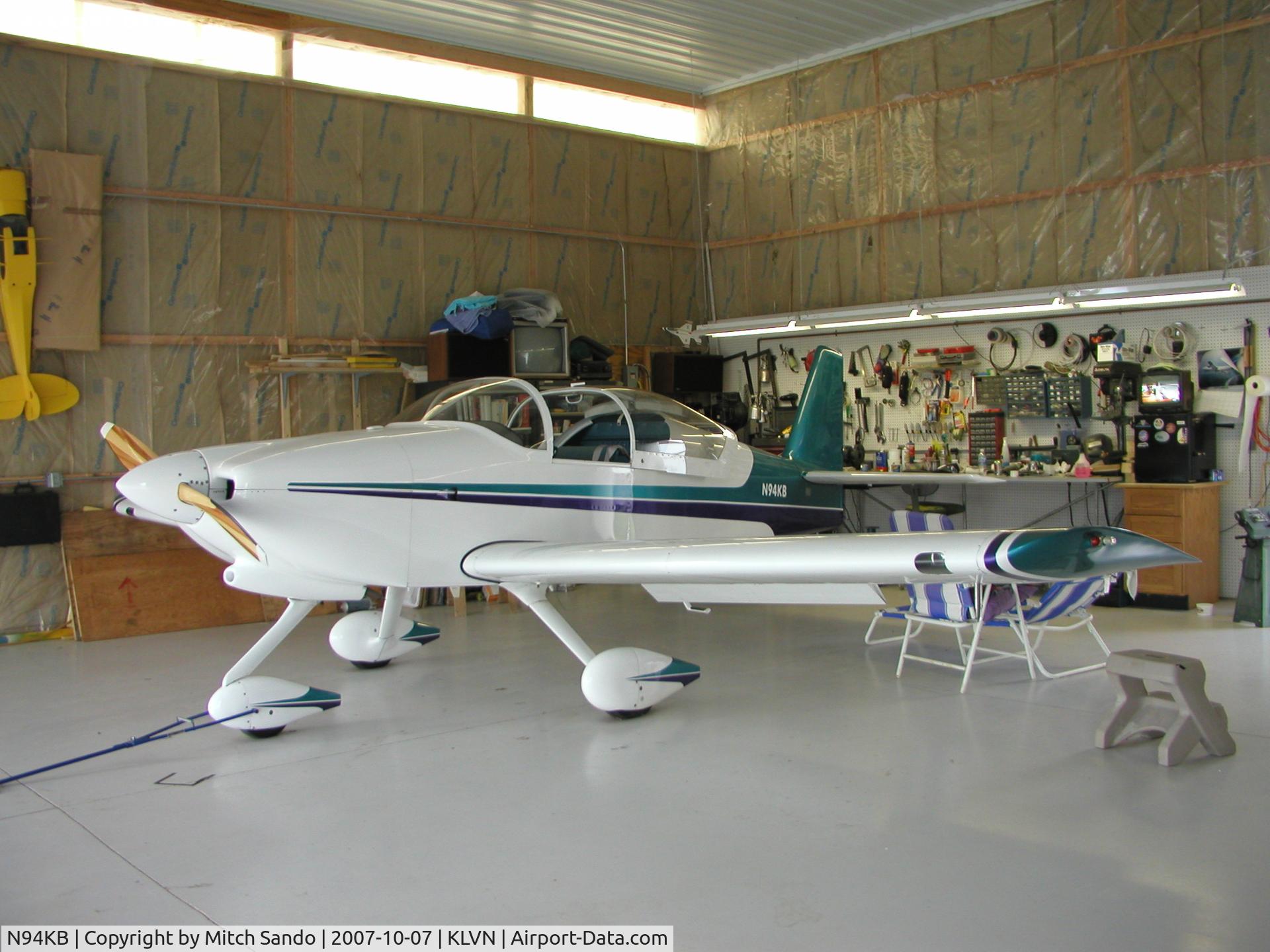 N94KB, 2000 Vans RV-6A C/N 23929, Parked inside the hangar.