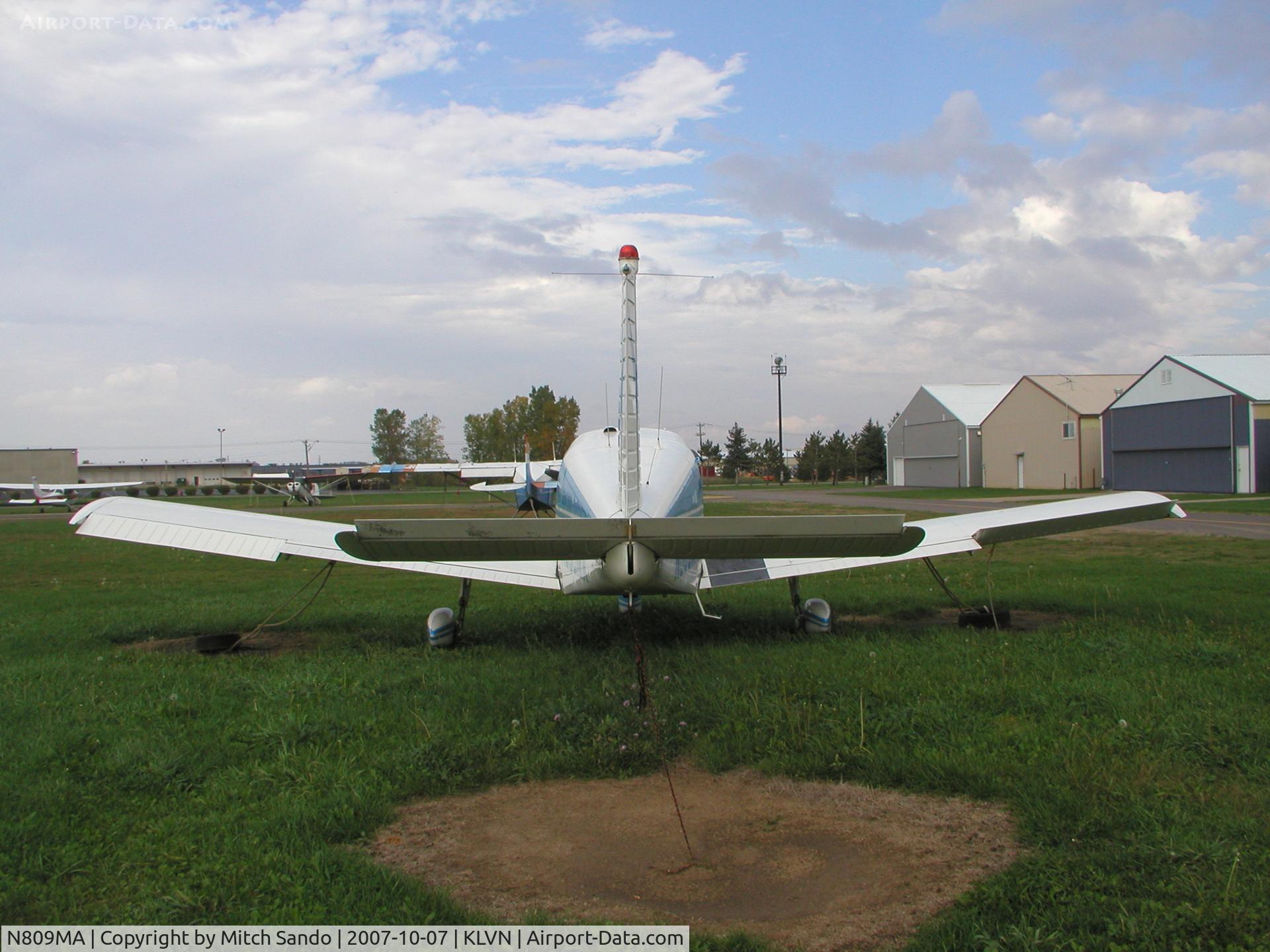 N809MA, 1967 Piper PA-28-140 C/N 28-23712, Tied down at Airlake.