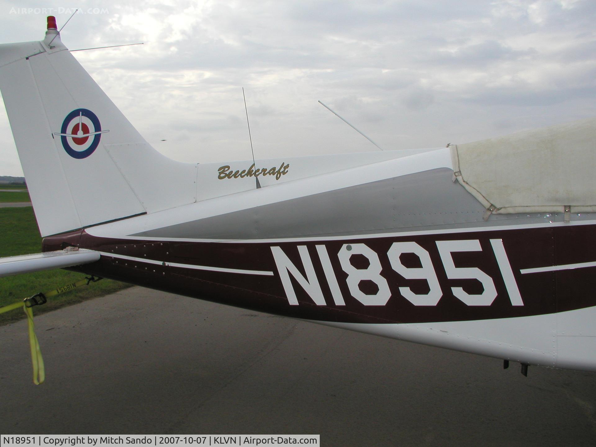 N18951, 1977 Beech C24R C/N MC-536, Parked on the ramp at Airlake.
