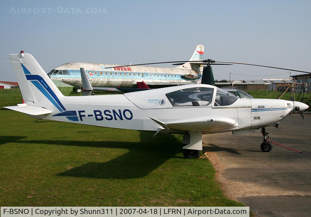 F-BSNO, Wassmer WA-421-250 C/N 422, Parked at the Yankee Delta area...