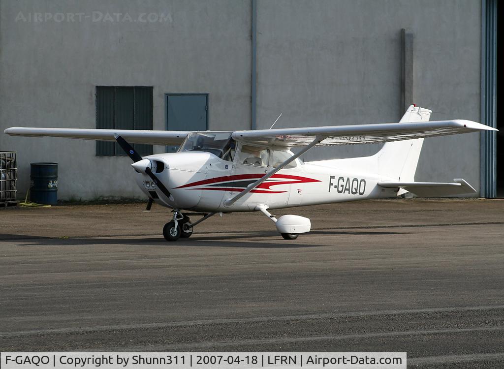 F-GAQO, Reims F172M Skyhawk Skyhawk C/N 1501, Parked at the Airclub...