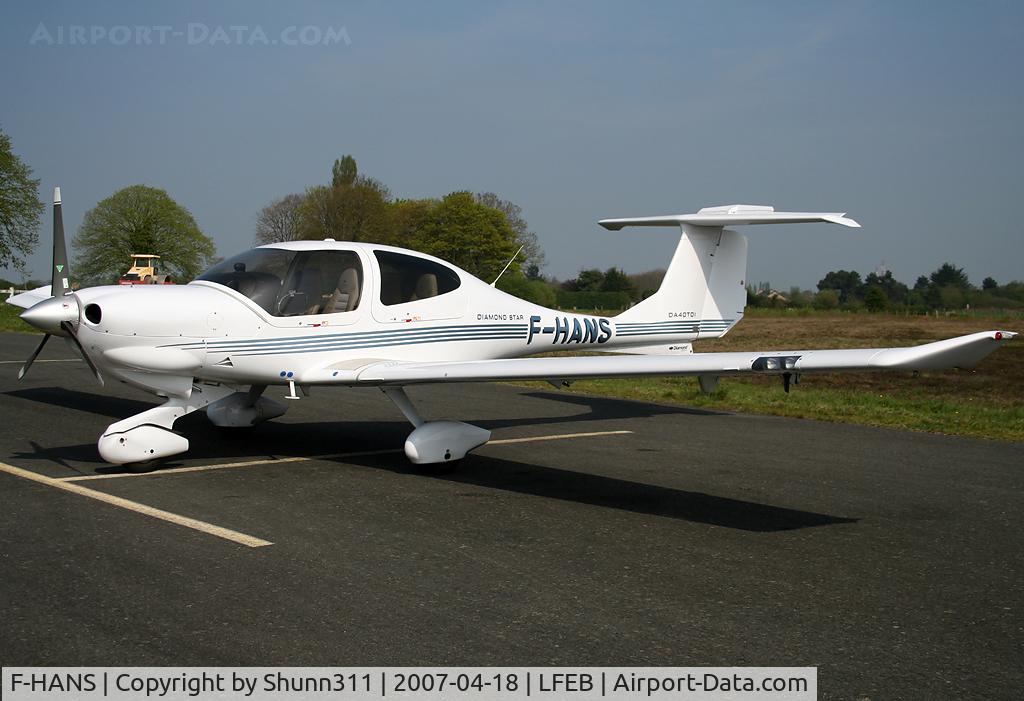 F-HANS, 2006 Diamond DA-40D Diamond Star C/N D4.170, Parked on the apron near the Airclub