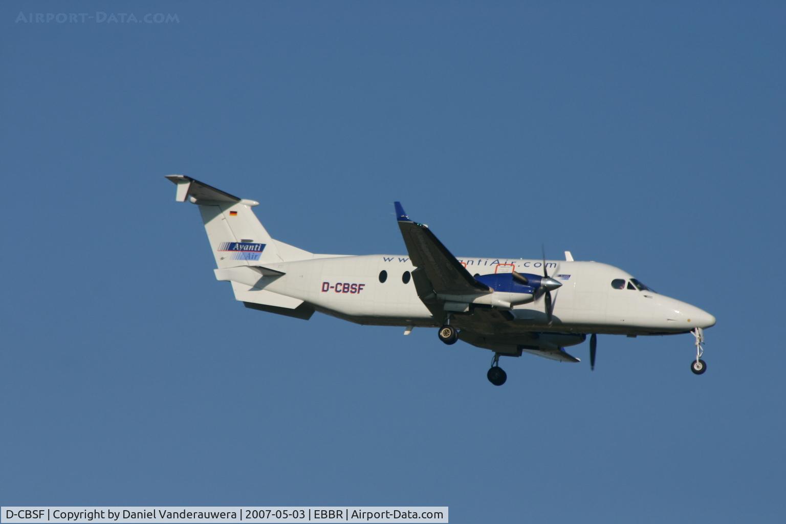 D-CBSF, 1992 Beech 1900D C/N UE-8, descending to rwy 02