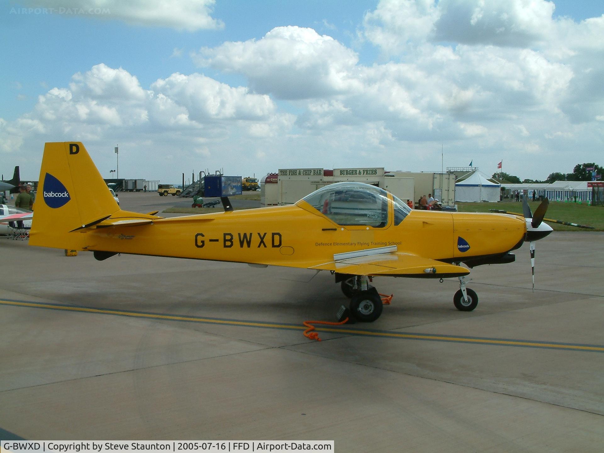 G-BWXD, 1996 Slingsby T-67M-260 Firefly C/N 2239, Royal International Air Tattoo 2005