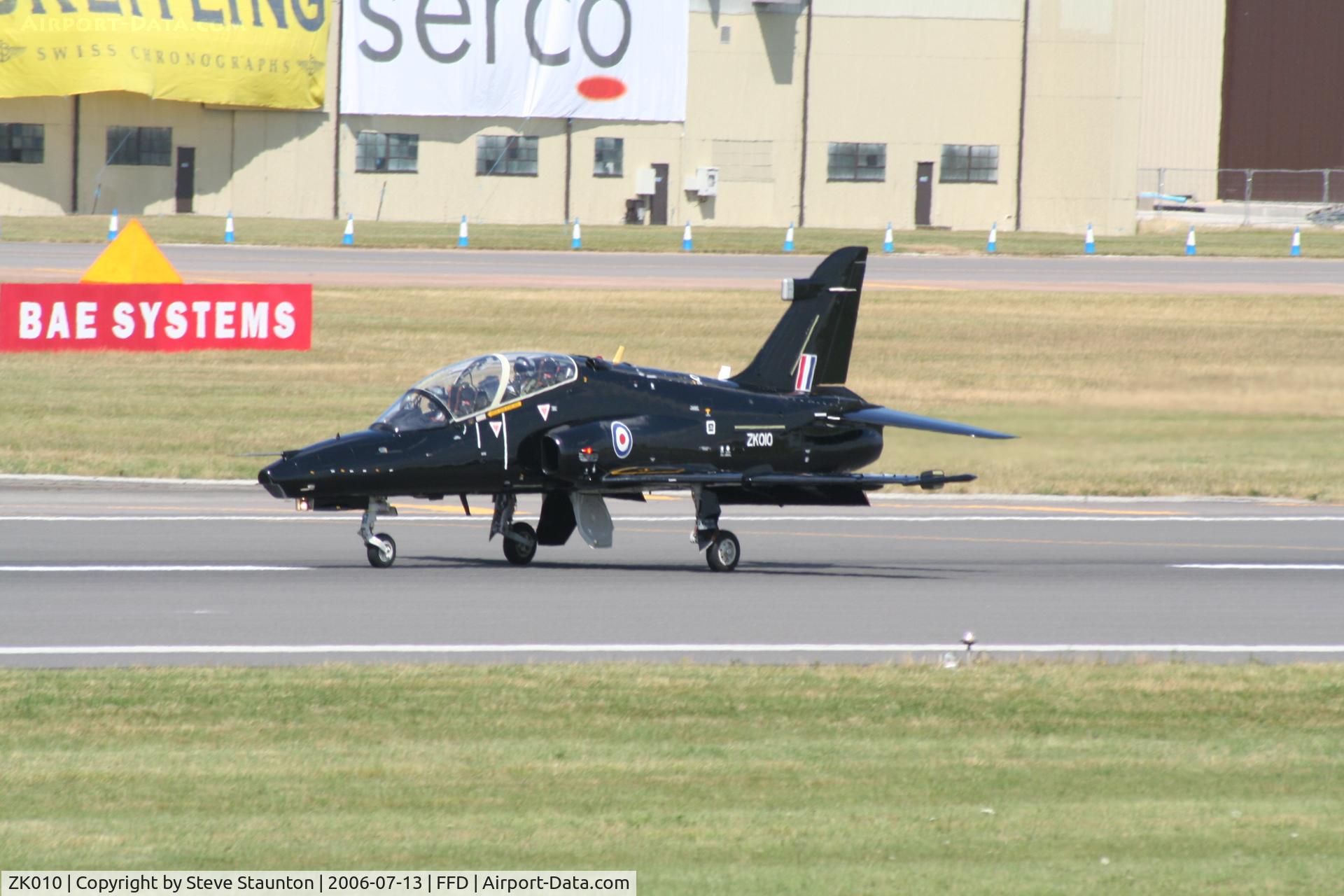ZK010, 2005 British Aerospace Hawk T2 C/N RT001/1239, Royal International Air Tattoo 2006
