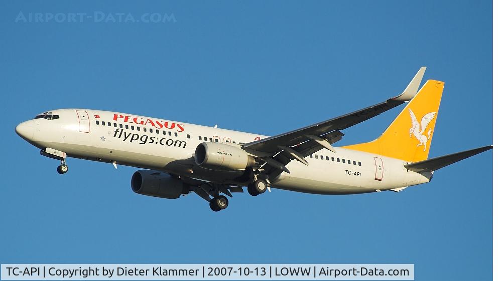 TC-API, 2002 Boeing 737-86N C/N 32732/1056, PEGASUS  B-737