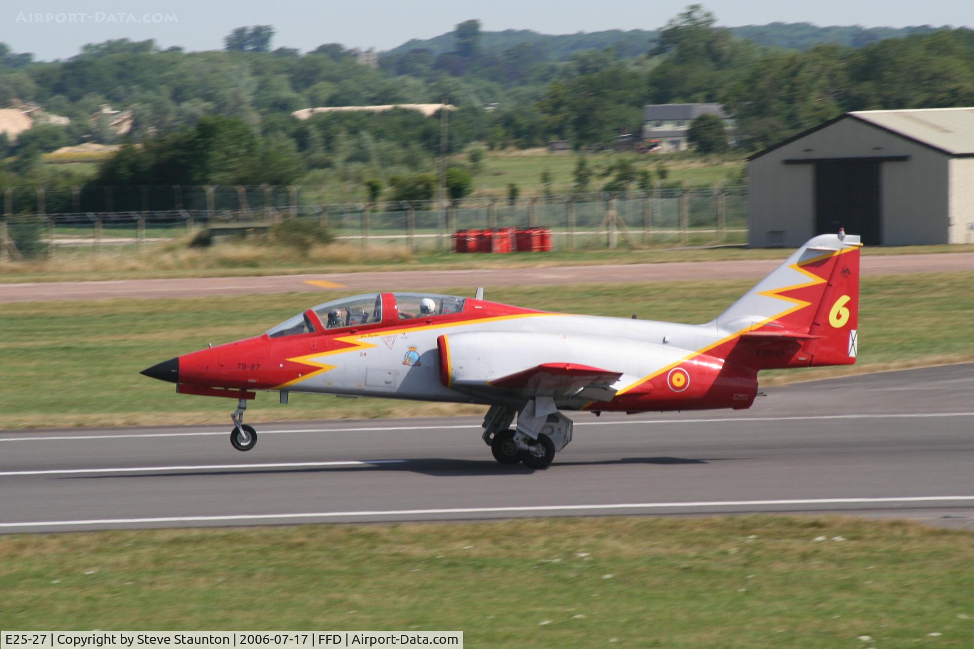 E25-27, CASA C-101EB Aviojet C/N EB01-27-027, Royal International Air Tattoo 2006