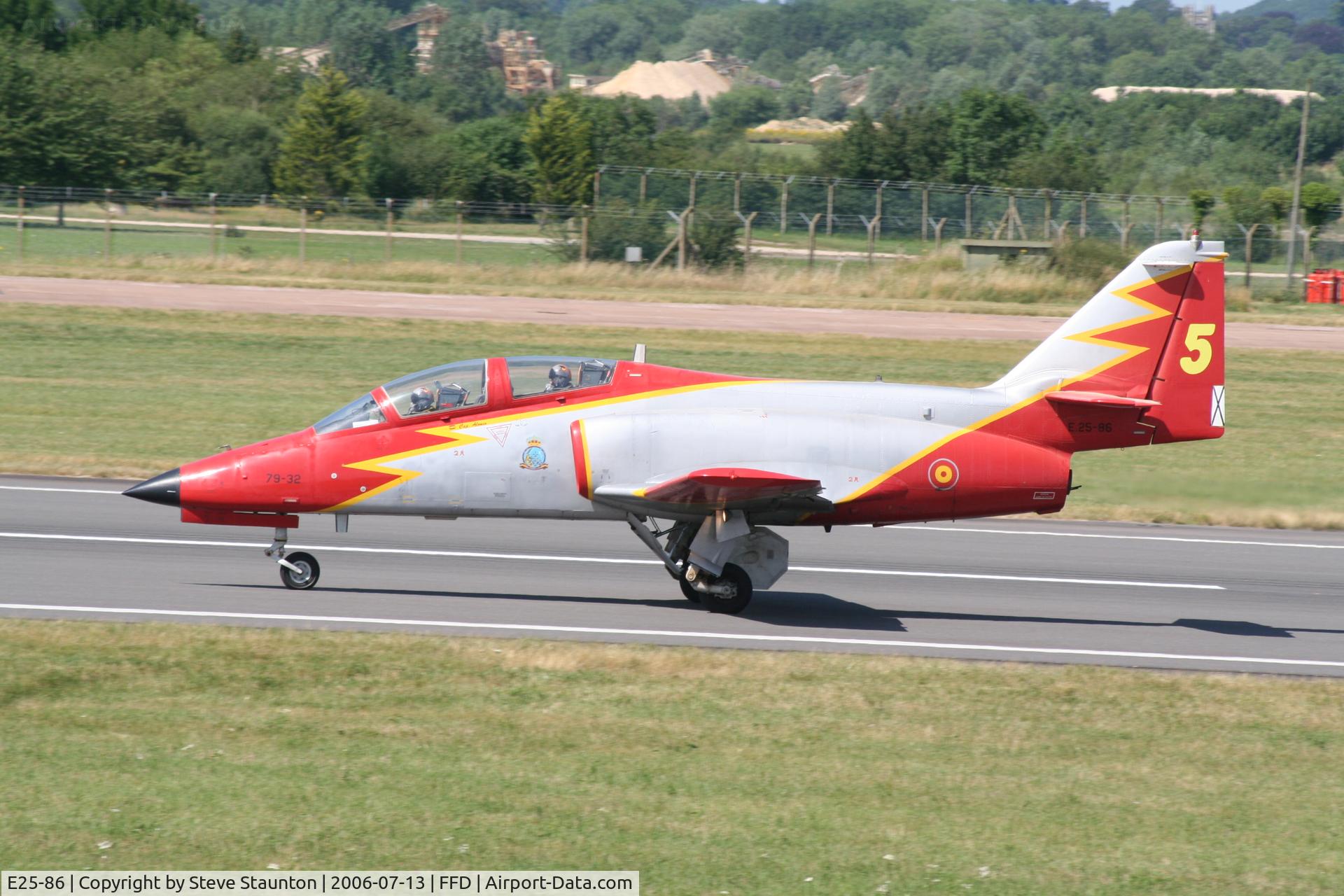 E25-86, CASA C-101EB Aviojet C/N EB01-86-097, Royal International Air Tattoo 2006