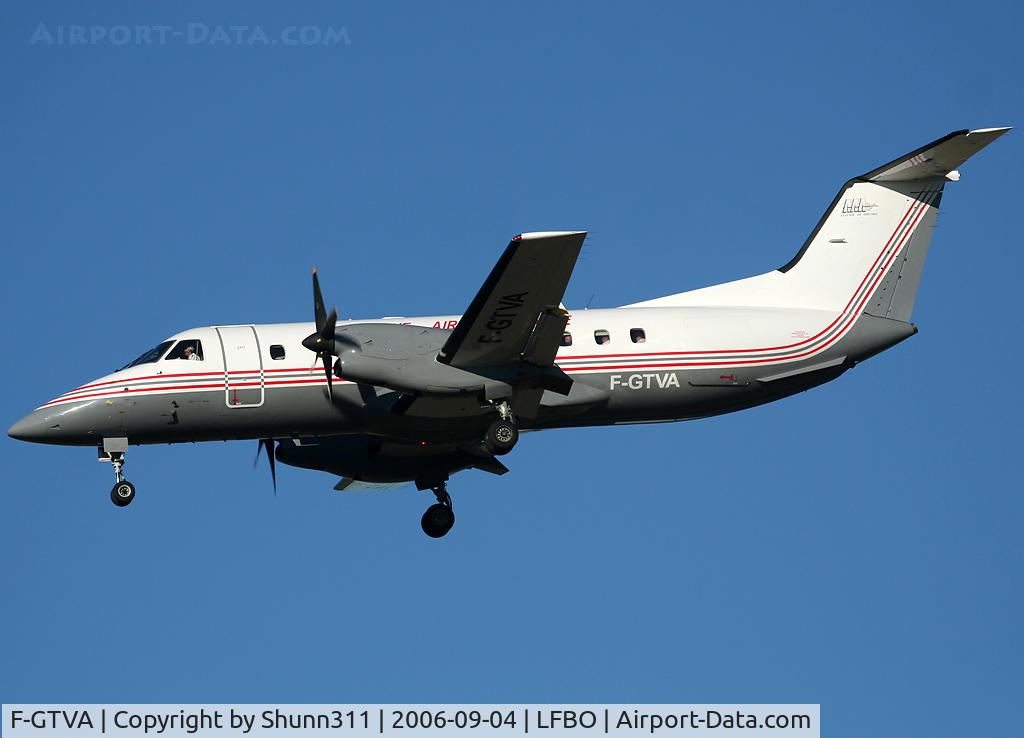 F-GTVA, Embraer EMB-120ER Brasilia C/N 120253, Landing rwy 32L