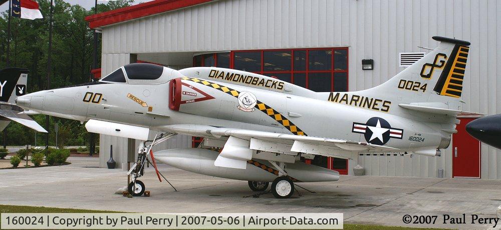 160024, 1976 Douglas A-4M Skyhawk C/N 14526, Puts a smile on my face to see an old Scooter