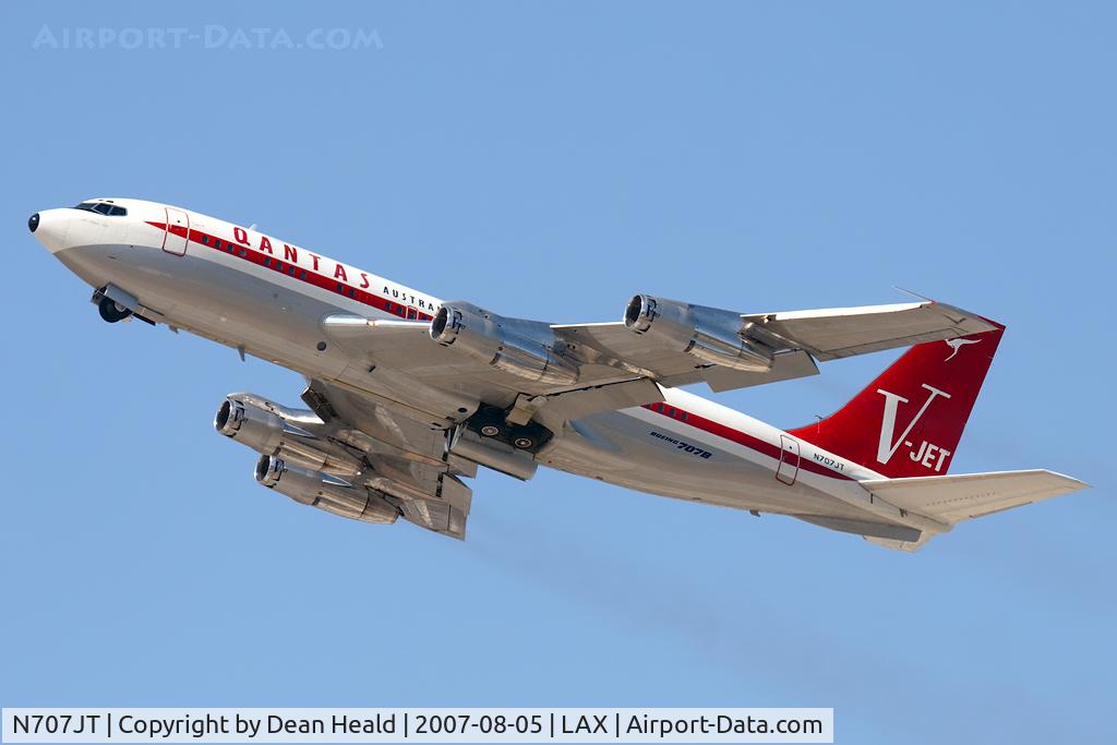 N707JT, 1964 Boeing 707-138B C/N 18740, John Travolta's Jett Clipper Ella climbing out from RWY 25L enroute to Stewart Int'l (KSWF) - Newburgh, NY.