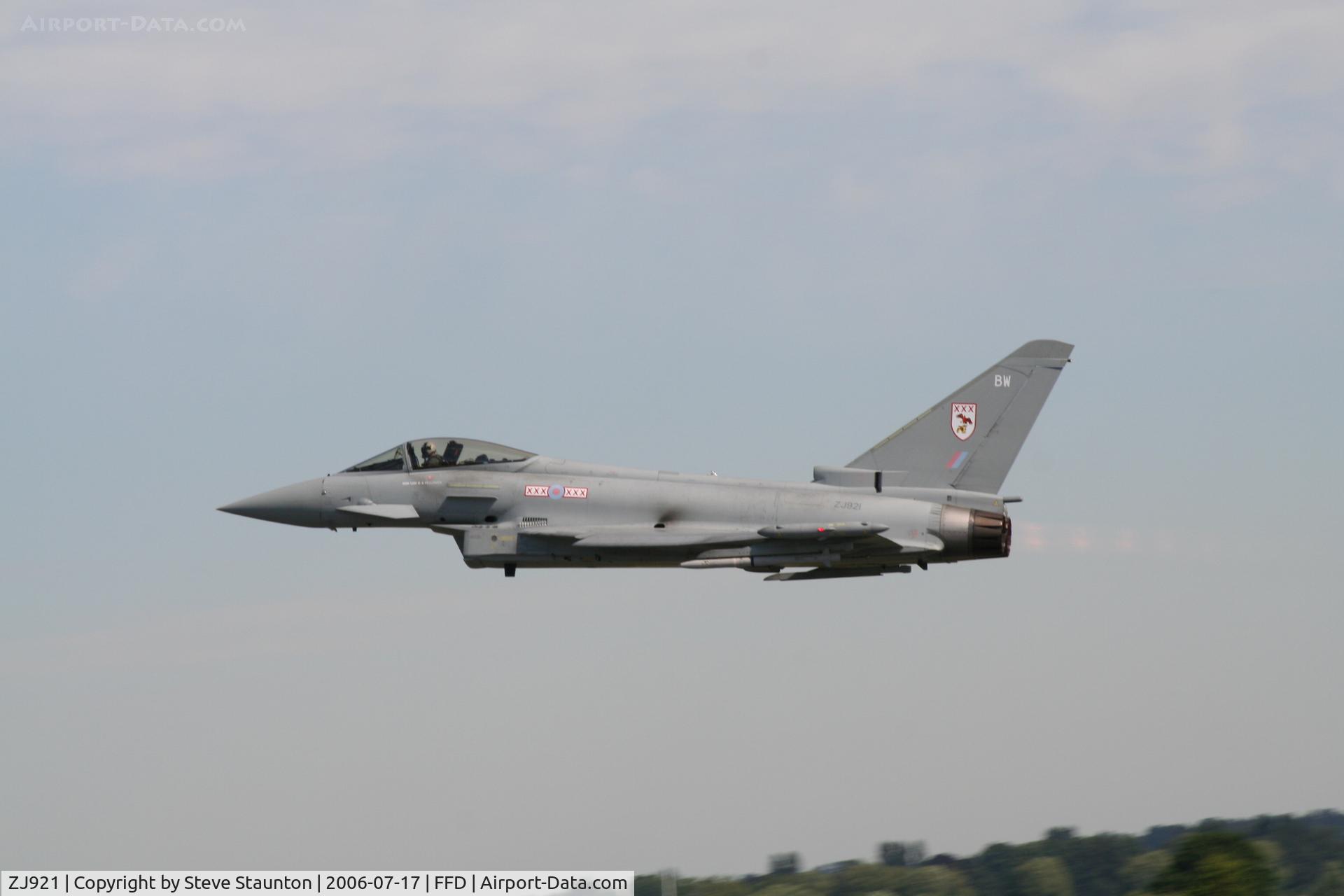 ZJ921, 2005 Eurofighter EF-2000 Typhoon F2 C/N 0069/BS012, Royal International Air Tattoo 2006