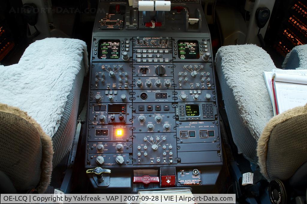 OE-LCQ, 2002 Canadair CRJ-200LR (CL-600-2B19) C/N 7605, Austrian Arrows Canadair Regionaljet