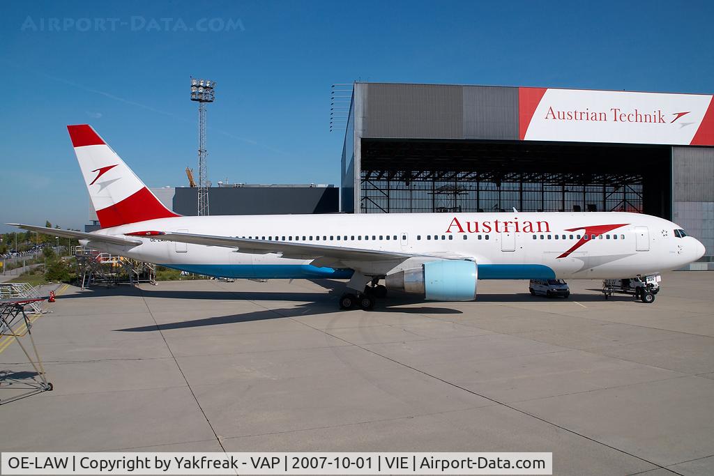 OE-LAW, 1992 Boeing 767-3Z9/ER C/N 26417, Austrian Airlines Boeing 767-300