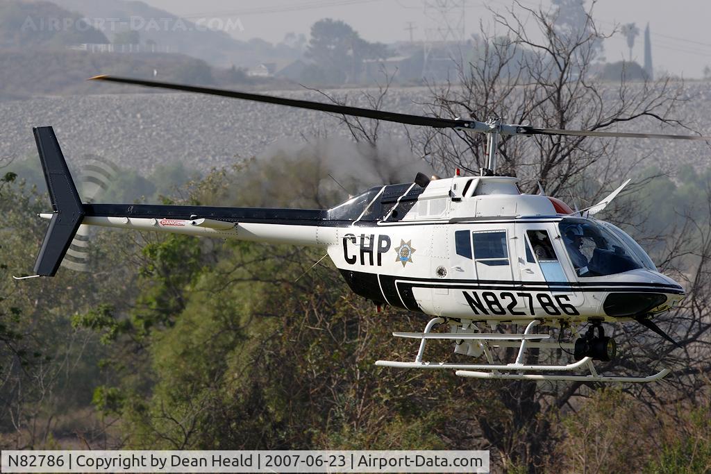 N82786, 1971 Bell OH-58A Kiowa C/N 41383, California Highway Patrol helo arriving at Hansen Dam Park.