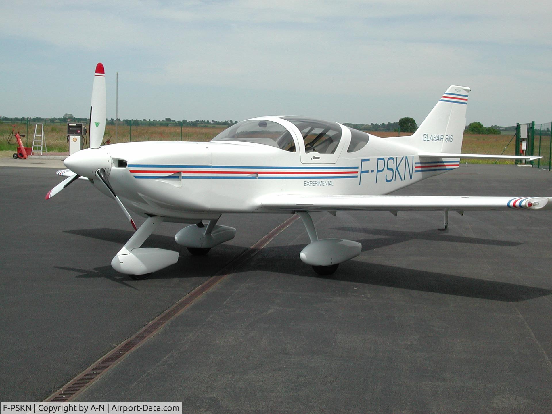 F-PSKN, Glasair SIIS-FT C/N 2305, glasair-maulÃ©on