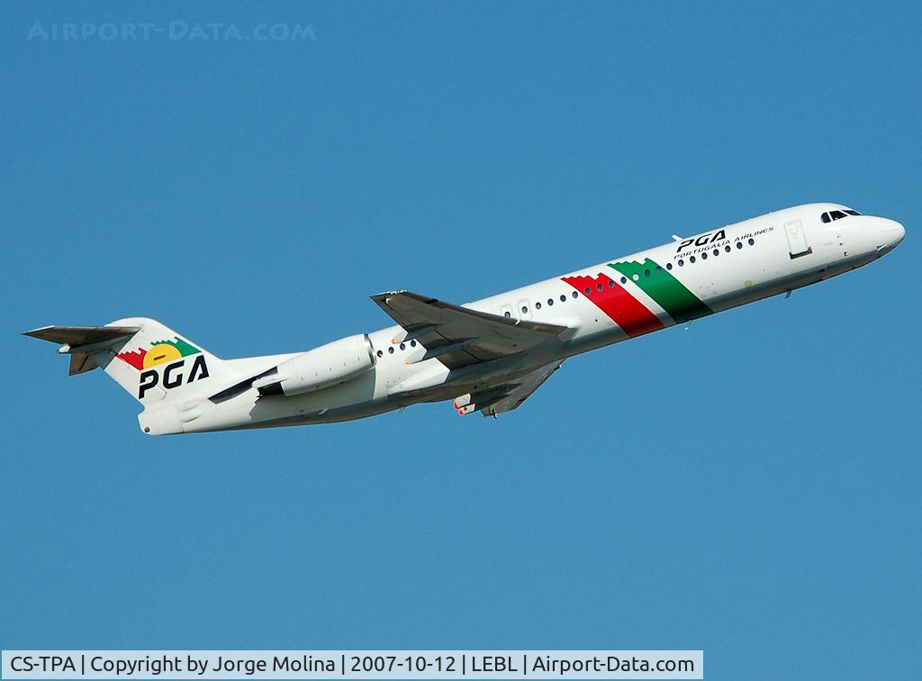 CS-TPA, 1989 Fokker 100 (F-28-0100) C/N 11257, F-100 taking off RWY 07R.