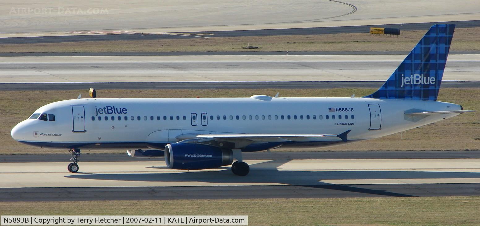 N589JB, 2004 Airbus A320-232 C/N 2215, Unusual visitor to Atlanta on a charter flight