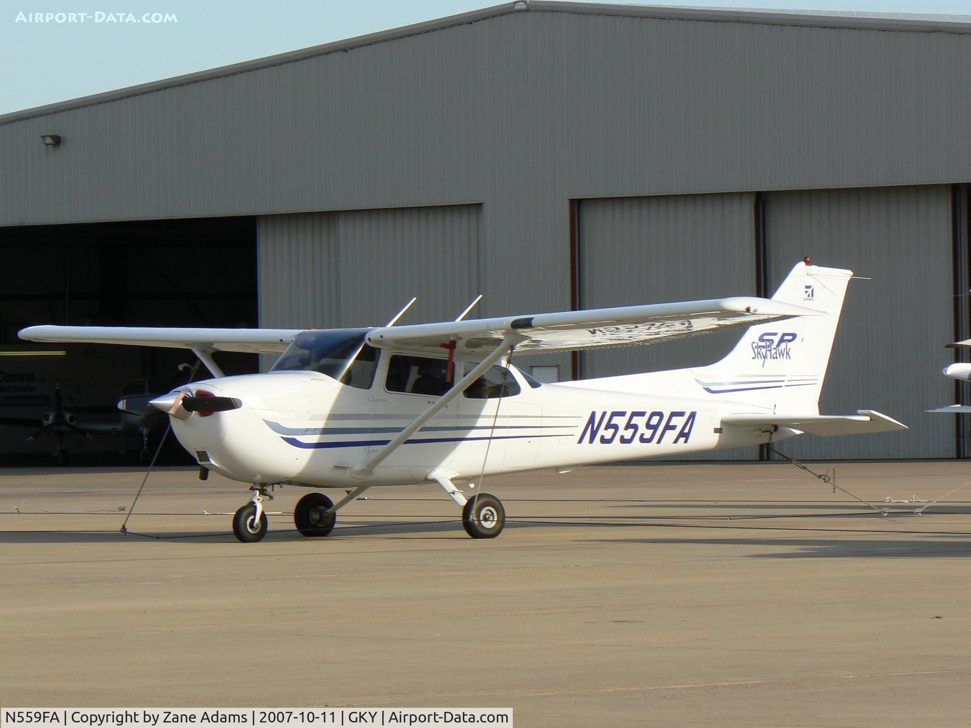N559FA, 2003 Cessna 172S C/N 172S9559, on the ramp at Arlington Muni