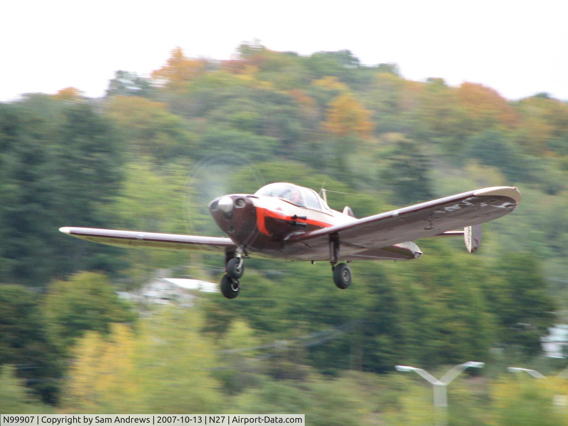N99907, 1946 Erco 415C Ercoupe C/N 2530, Departing the pancake breakfast