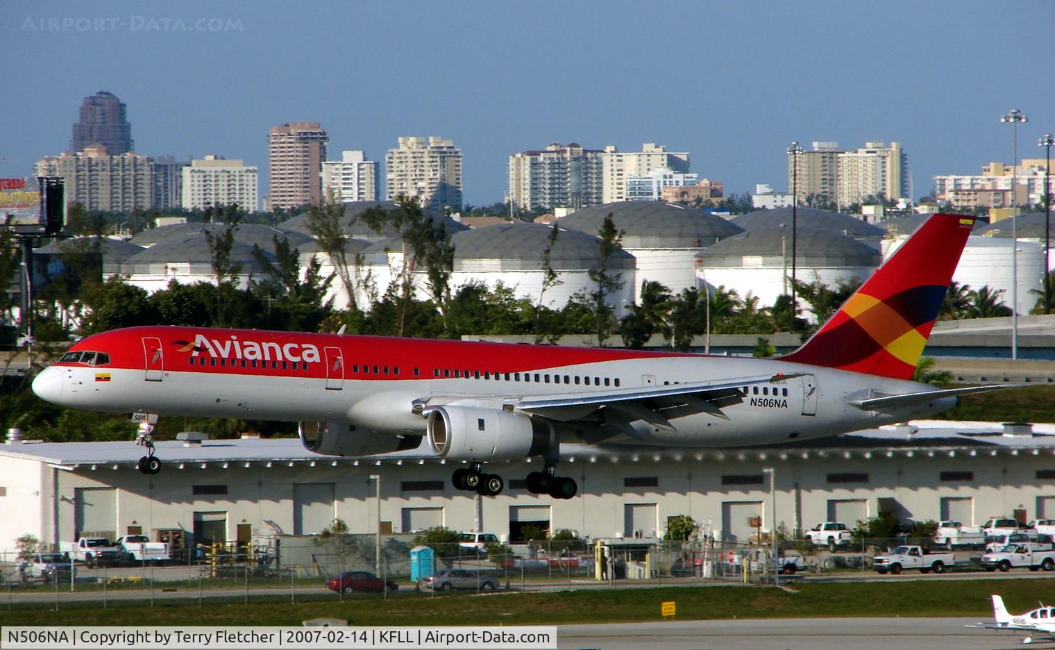 N506NA, 1990 Boeing 757-236 C/N 24771, Avianca leased B757 about to land at FLL
