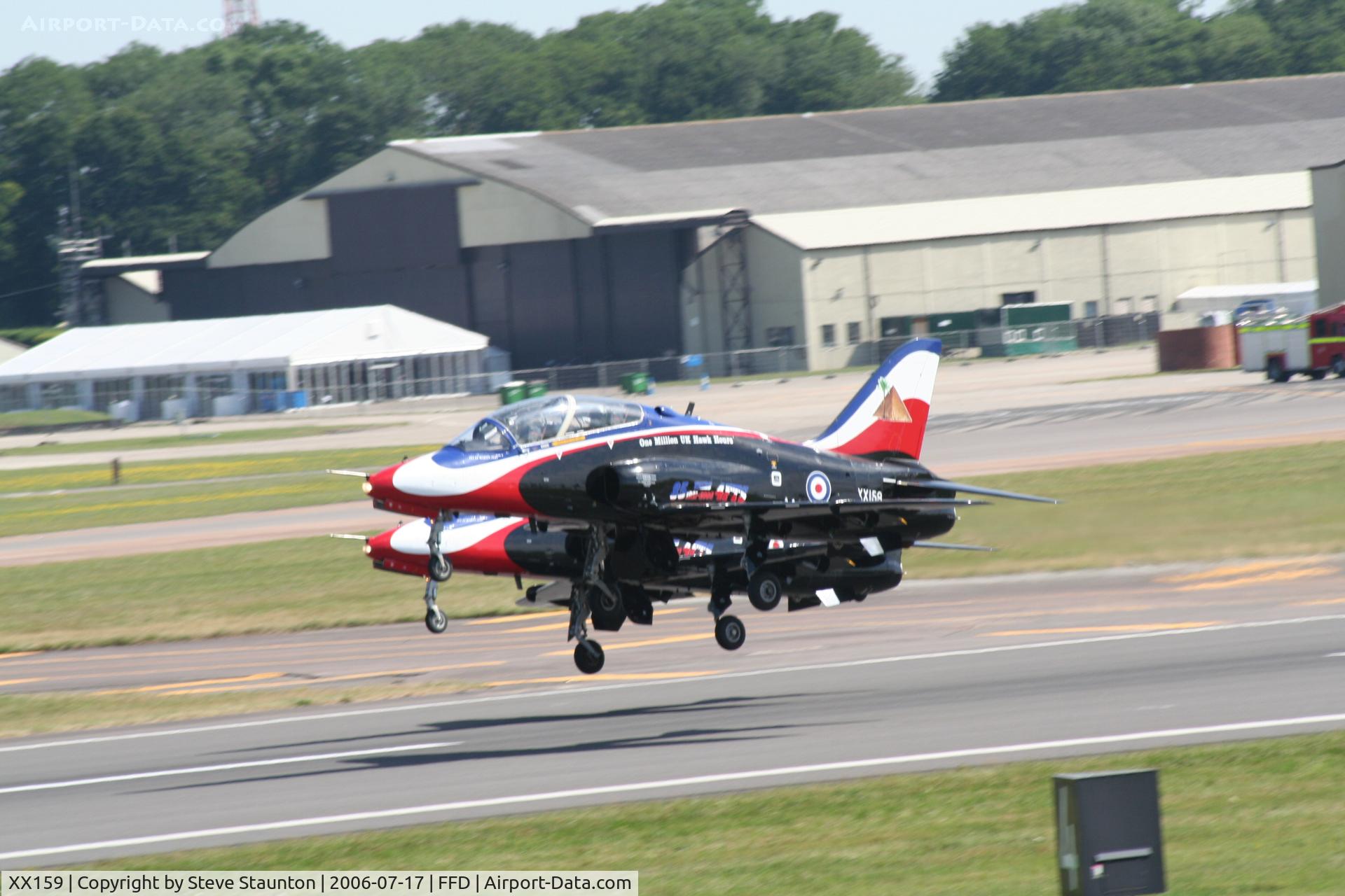 XX159, 1979 Hawker Siddeley Hawk T.1A C/N 005/312005, Royal International Air Tattoo 2006 (with XX195)