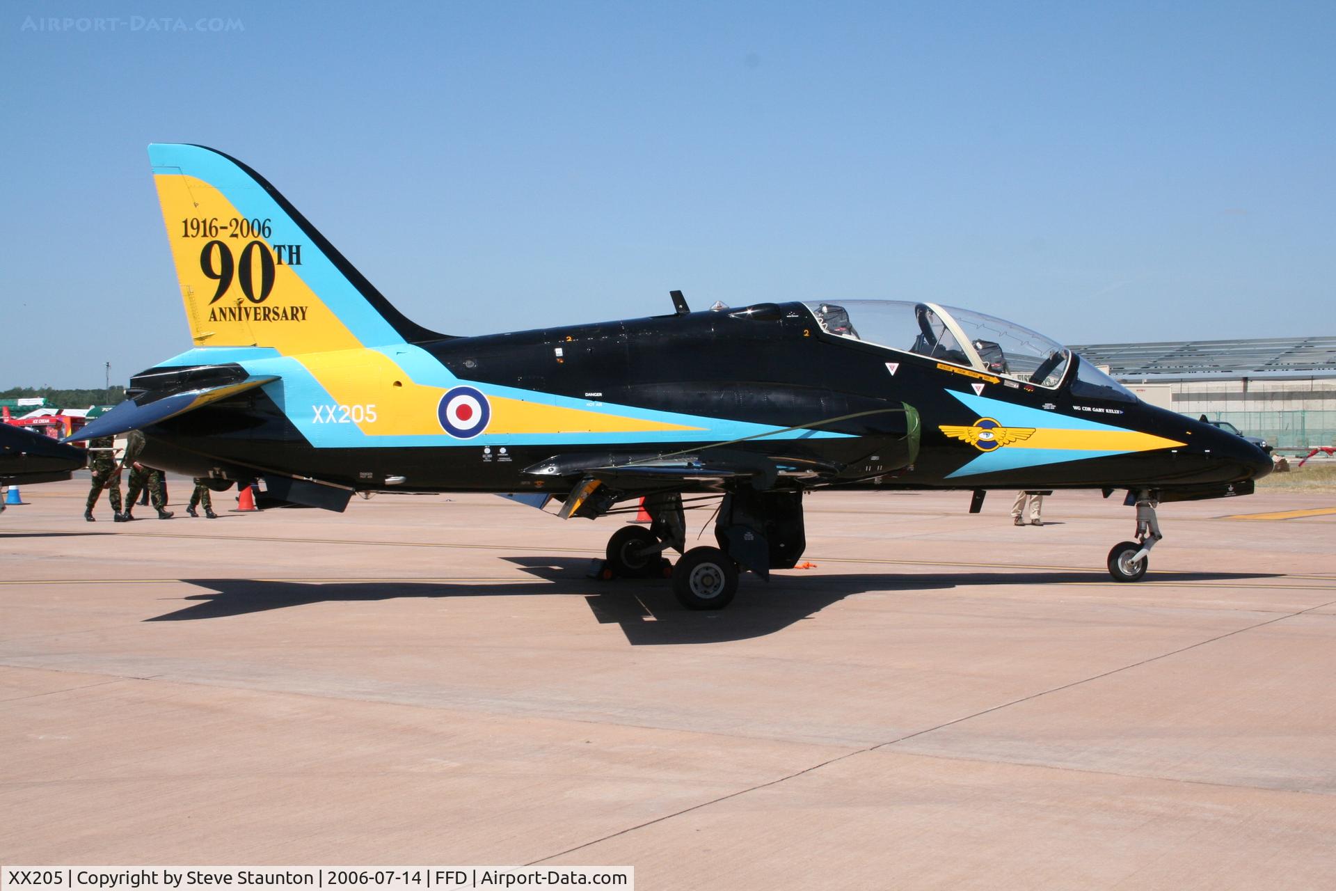 XX205, 1978 Hawker Siddeley Hawk T.1A C/N 052/312052, Royal International Air Tattoo 2006
