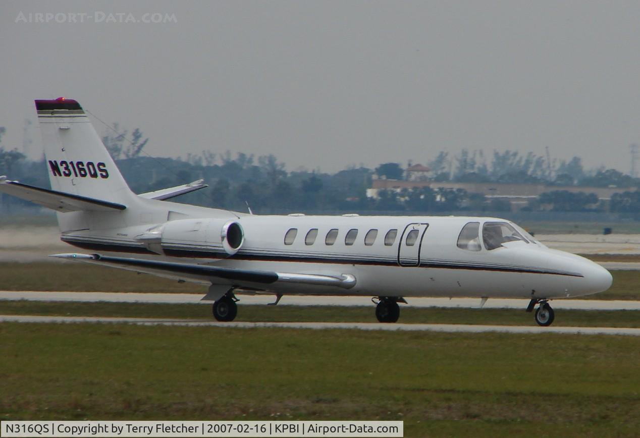 N316QS, 1999 Cessna 560 C/N 560-0516, part of the Friday afternoon arrivals 'rush' at PBI