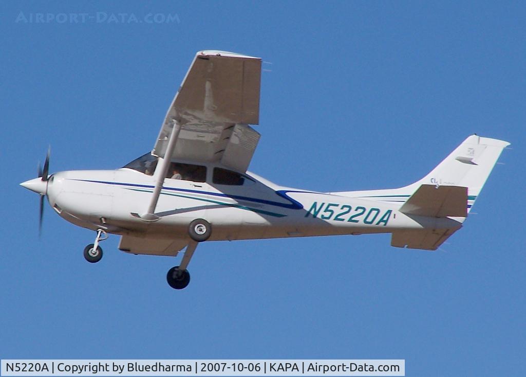 N5220A, 2002 Cessna 182T Skylane C/N 18281149, Approach to 17L