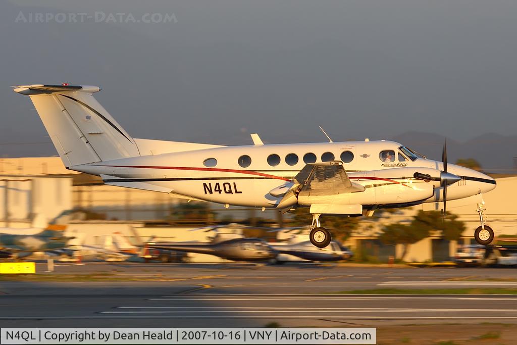 N4QL, 1981 Beech B200 King Air C/N BB-942, La Quinta Lane LLC 1981 Beechcraft B200 Super King Air N4QL landing RWY 16R.