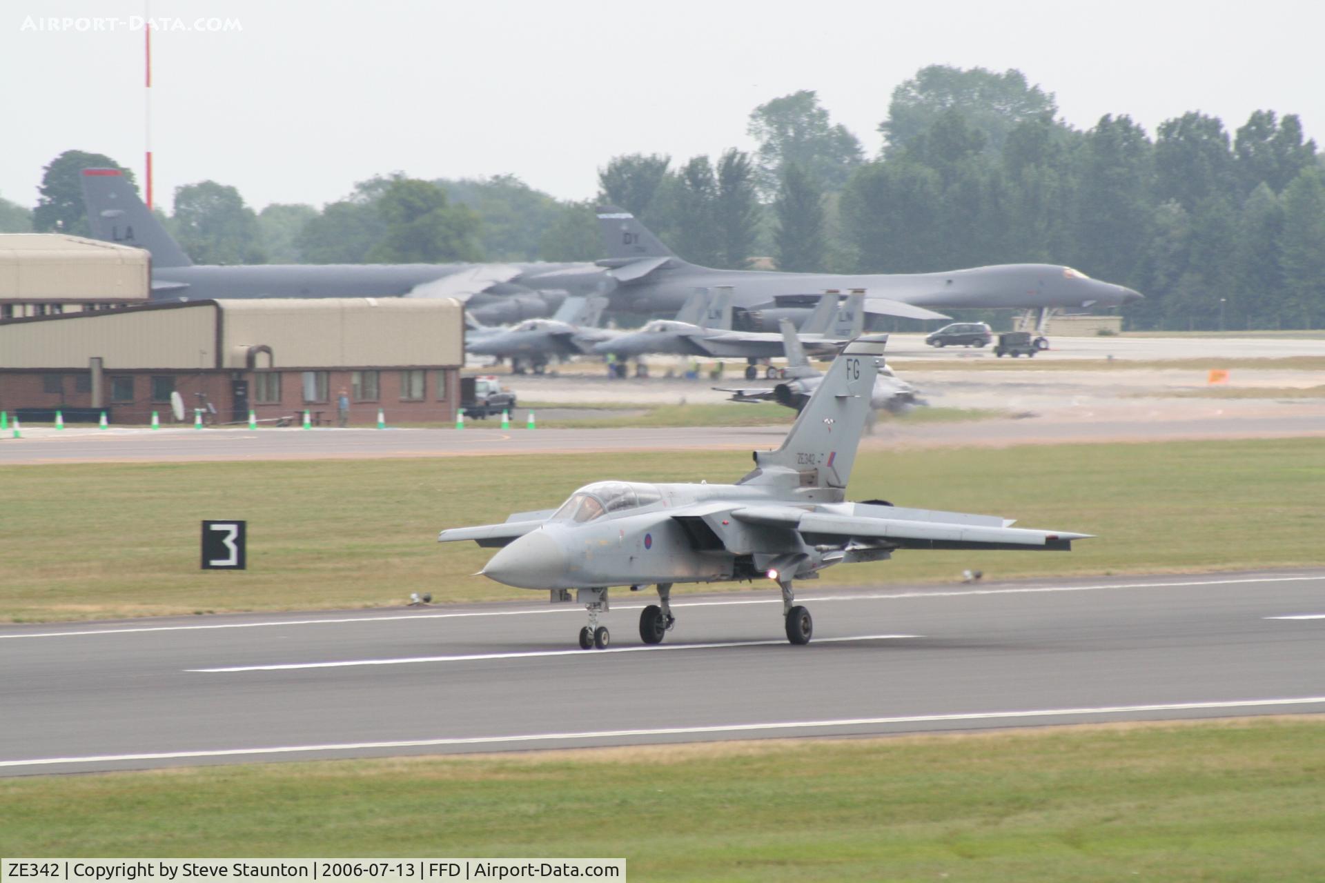 ZE342, 1987 Panavia Tornado F.3 C/N 647/AS044/3288, Royal International Air Tattoo 2006