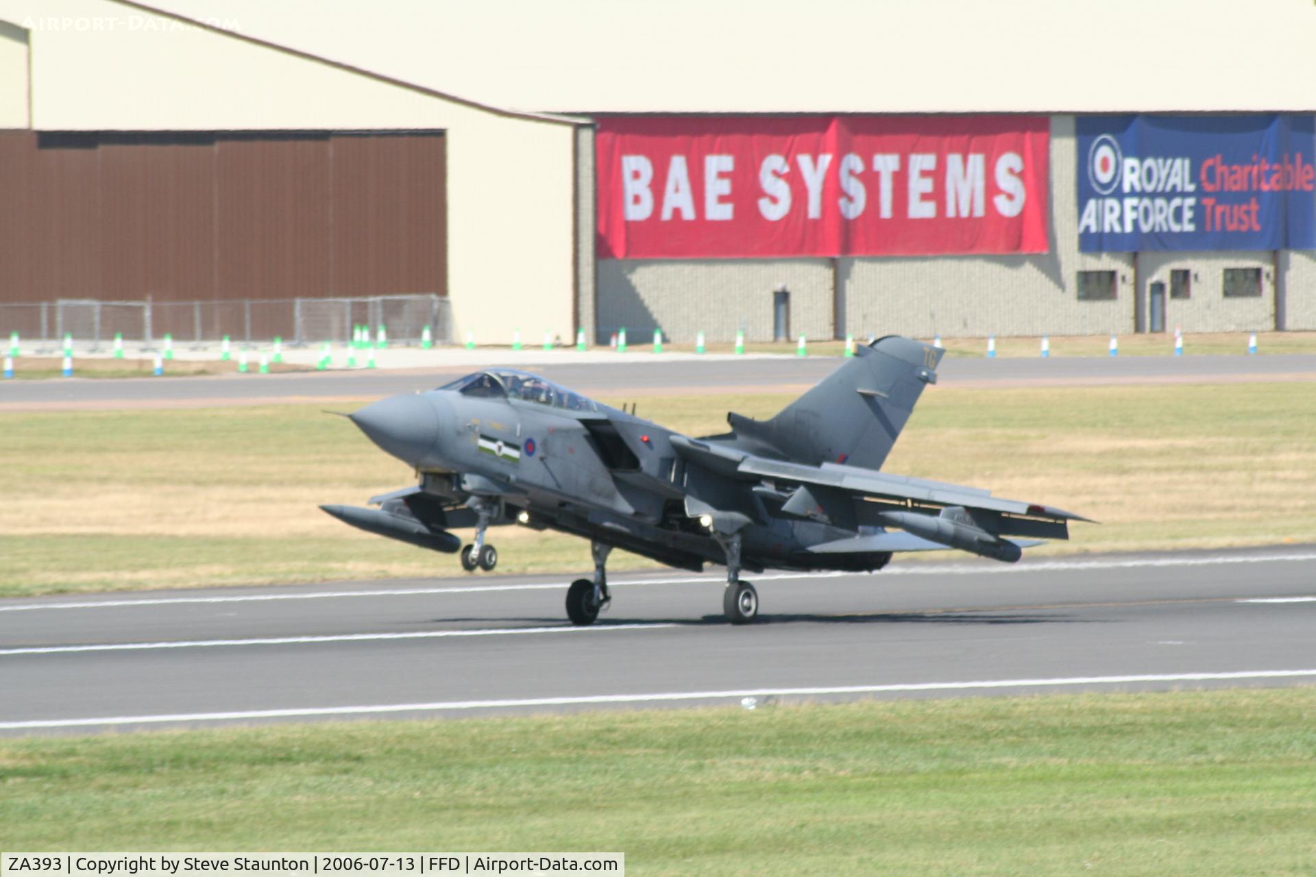 ZA393, 1982 Panavia Tornado GR.4 C/N 188/BS060/3092, Royal International Air Tattoo 2006
