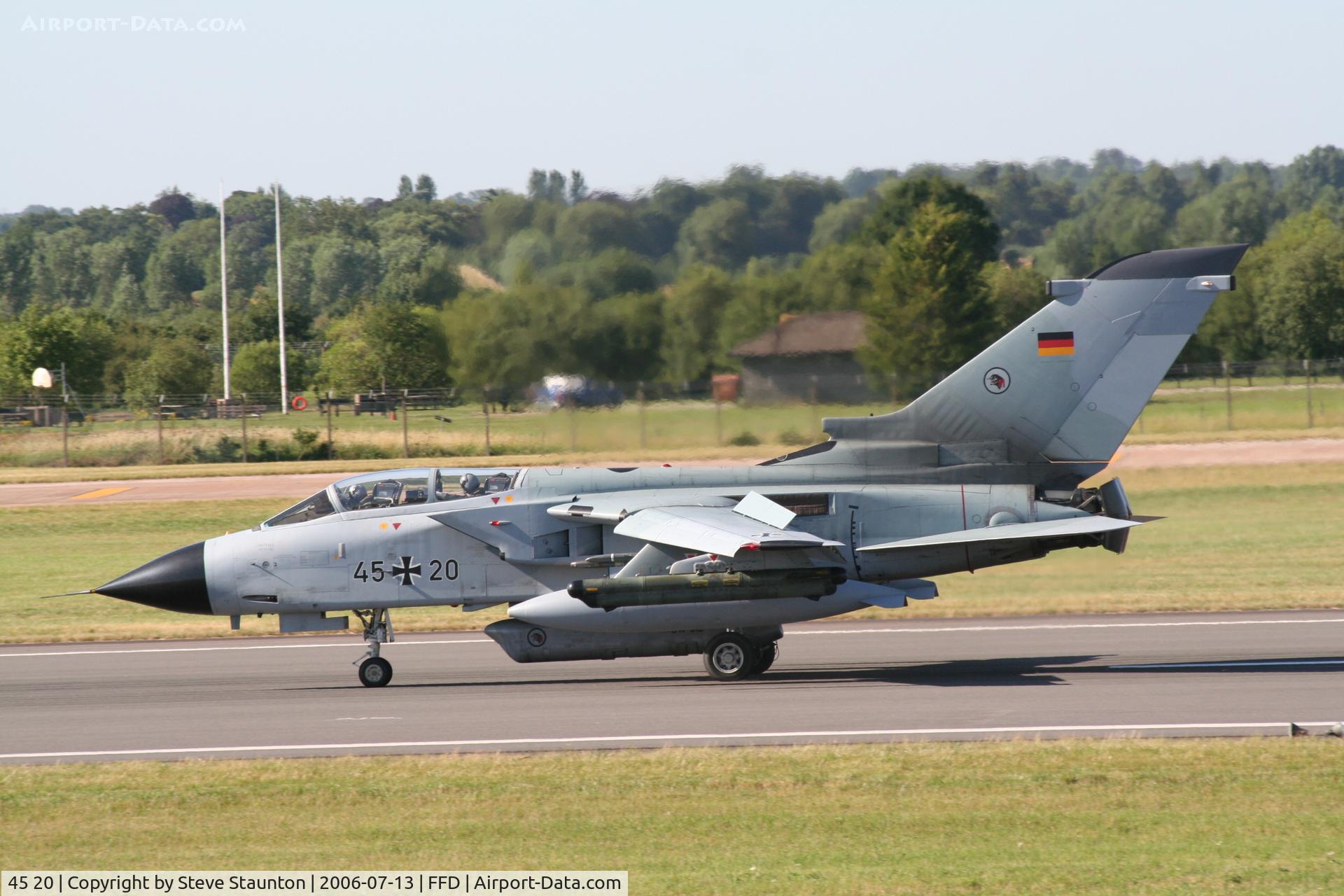 45 20, Panavia Tornado IDS C/N 553/GS168/4220, Royal International Air Tattoo 2006
