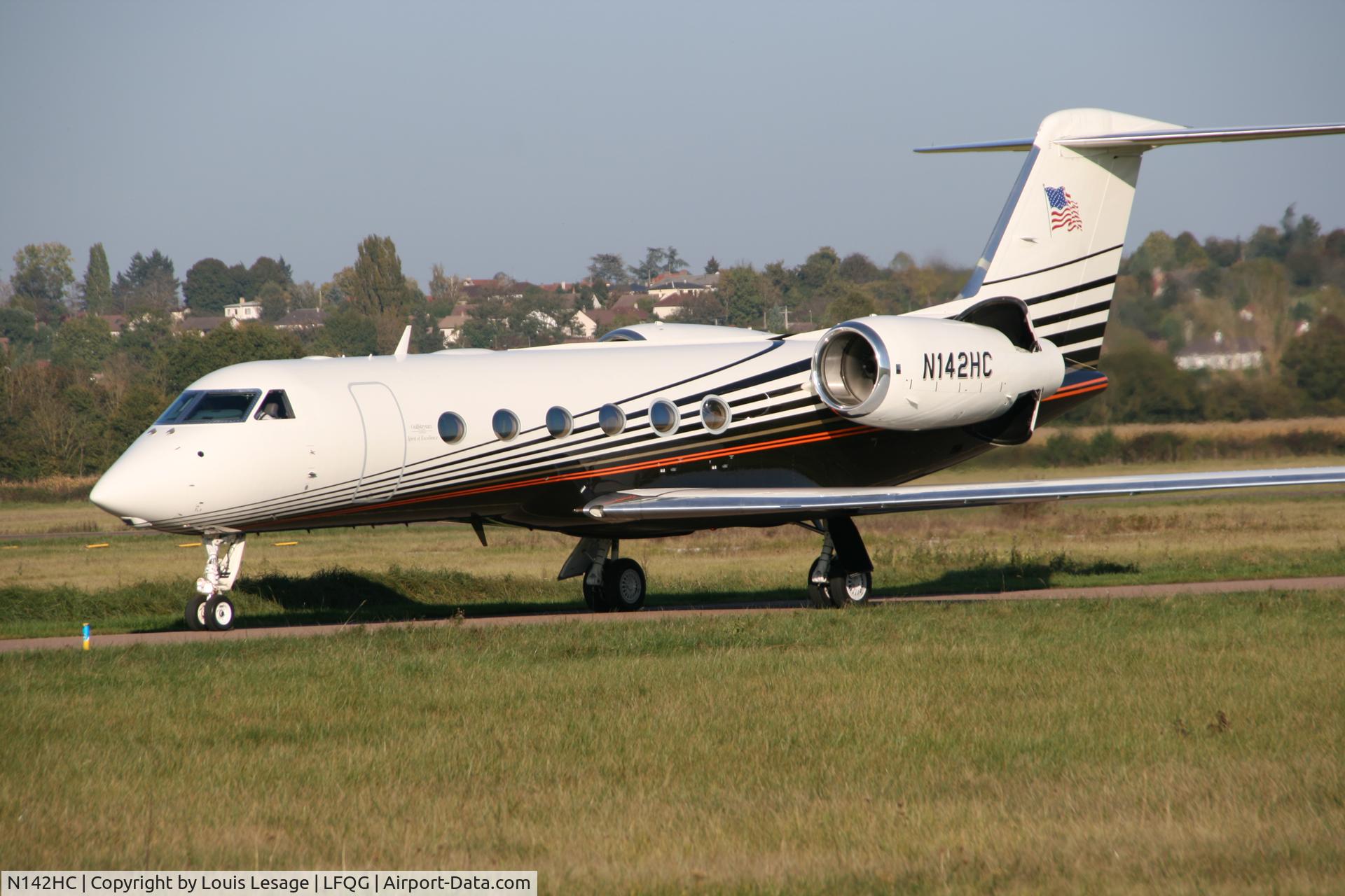 N142HC, 2004 Gulfstream Aerospace GIV-X (G450) C/N 4007, in lfqg