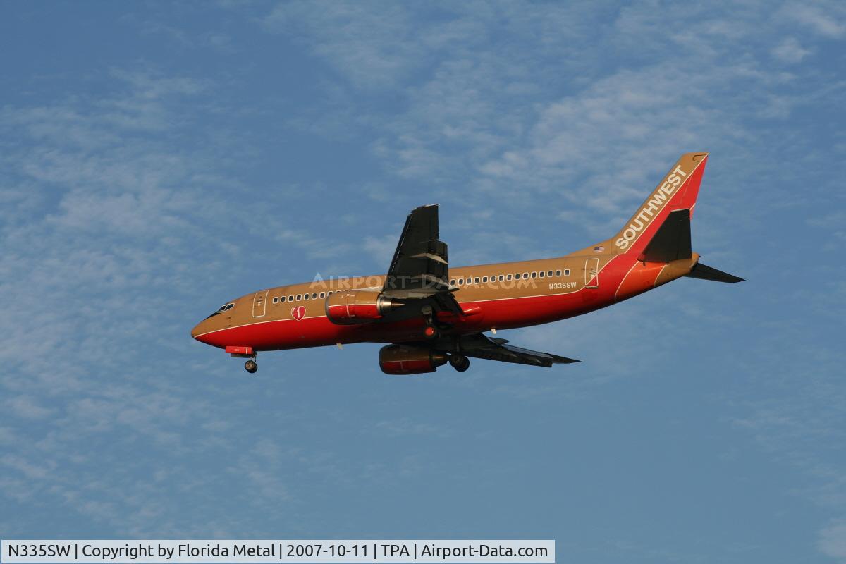 N335SW, 1988 Boeing 737-3H4 C/N 23939, Southwest