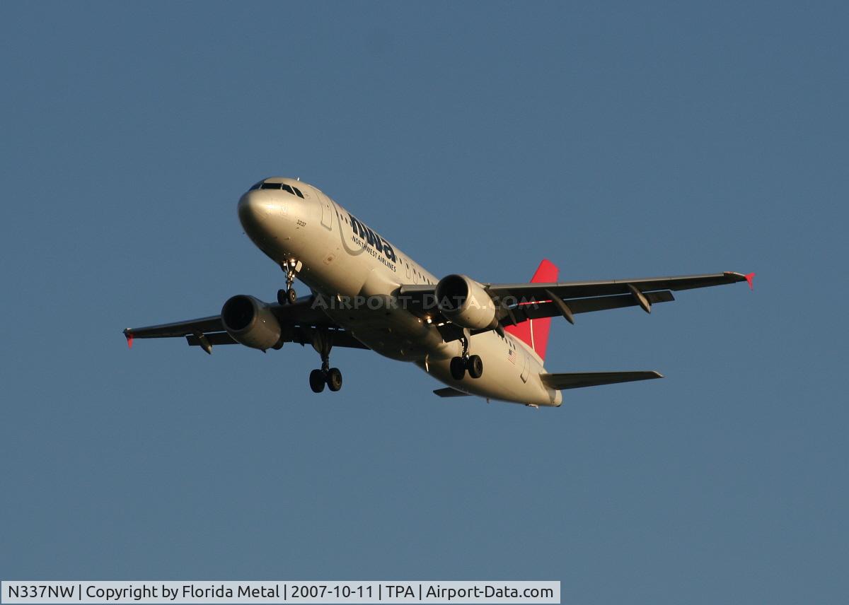 N337NW, 1992 Airbus A320-212 C/N 358, Northwest