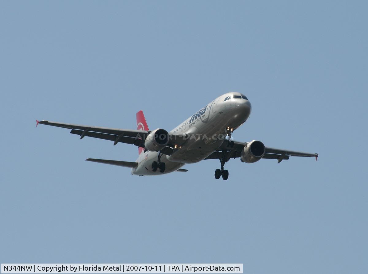 N344NW, 1993 Airbus A320-212 C/N 388, Northwest