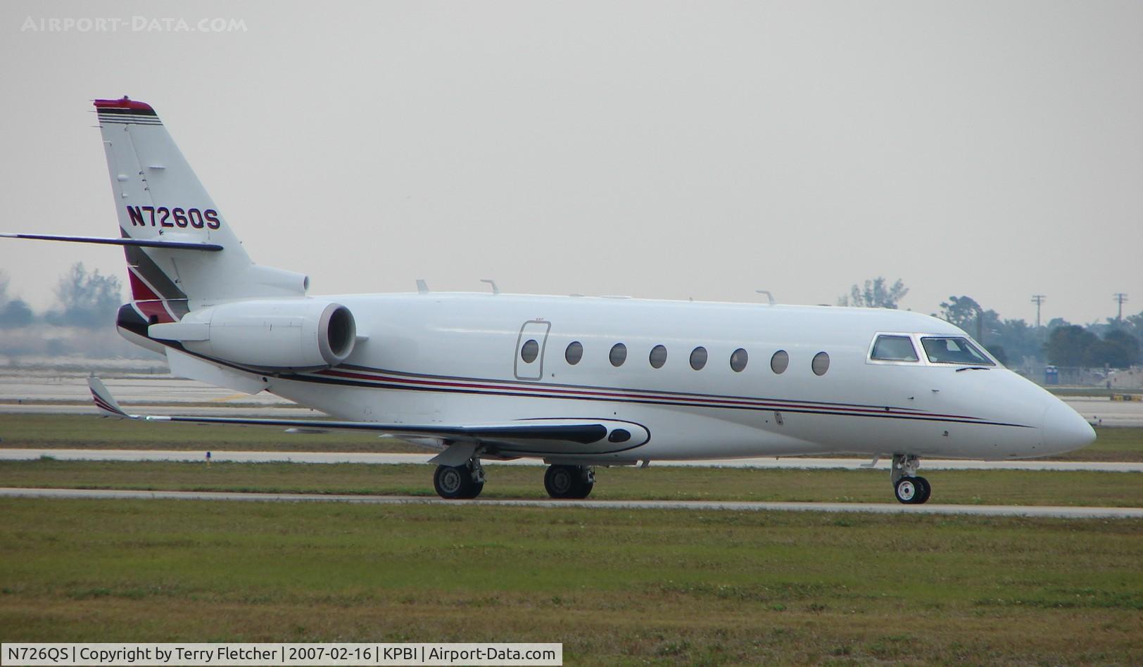 N726QS, 2005 Israel Aircraft Industries Gulfstream 200 C/N 108, part of the Friday afternoon arrivals 'rush' at PBI