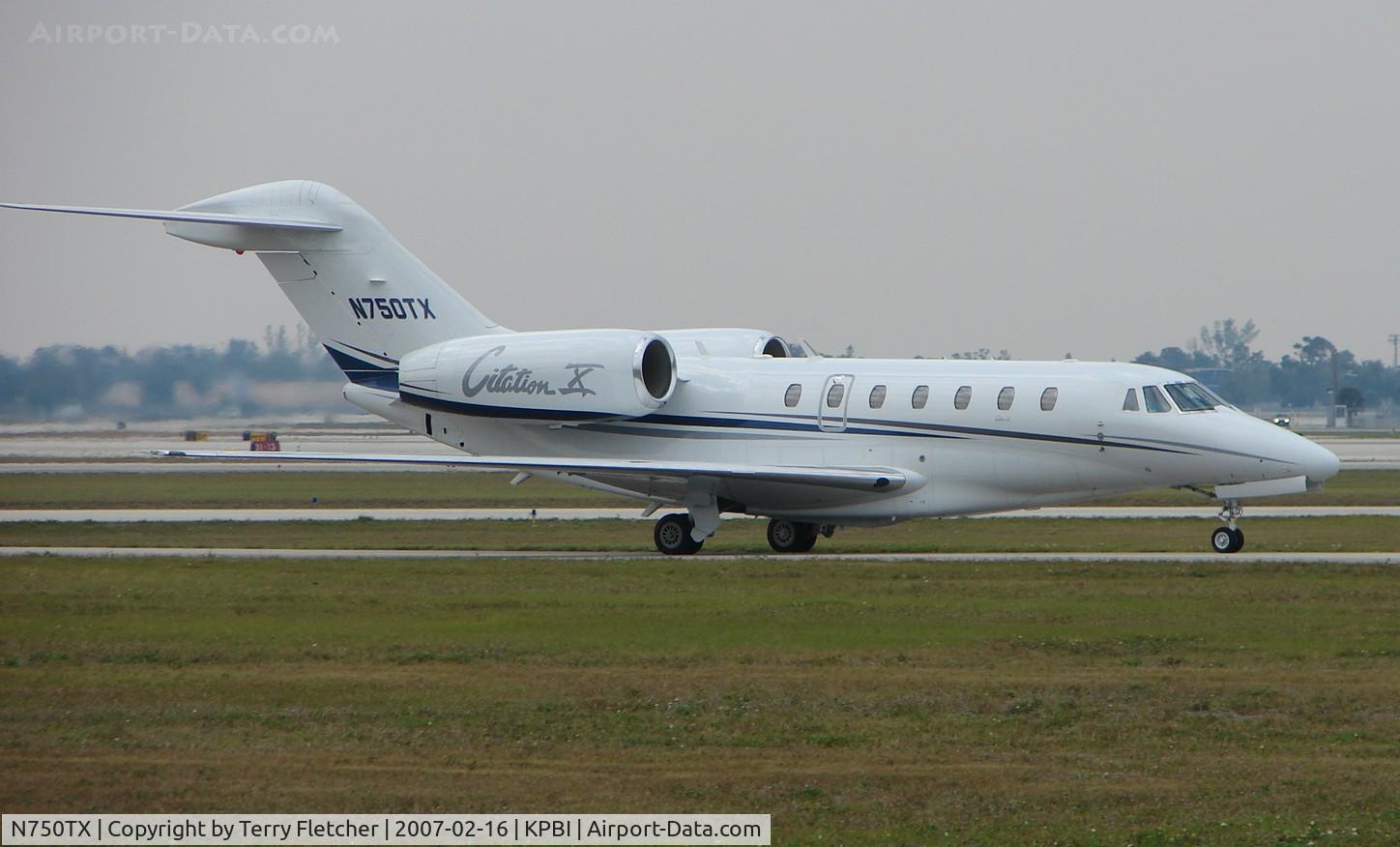 N750TX, 2001 Cessna 750 Citation X Citation X C/N 750-0150, part of the Friday afternoon arrivals 'rush' at PBI