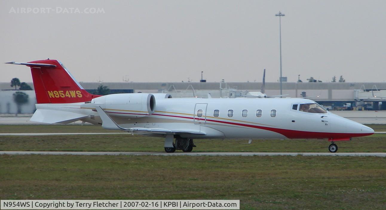 N954WS, Learjet Inc 60 C/N 271, part of the Friday afternoon arrivals 'rush' at PBI