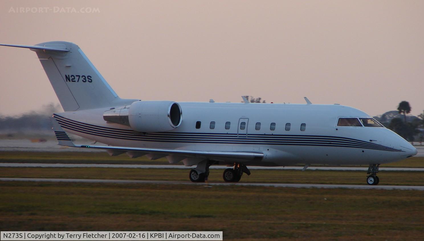 N273S, 1998 Bombardier Challenger 604 (CL-600-2B16) C/N 5396, part of the Friday afternoon arrivals 'rush' at PBI